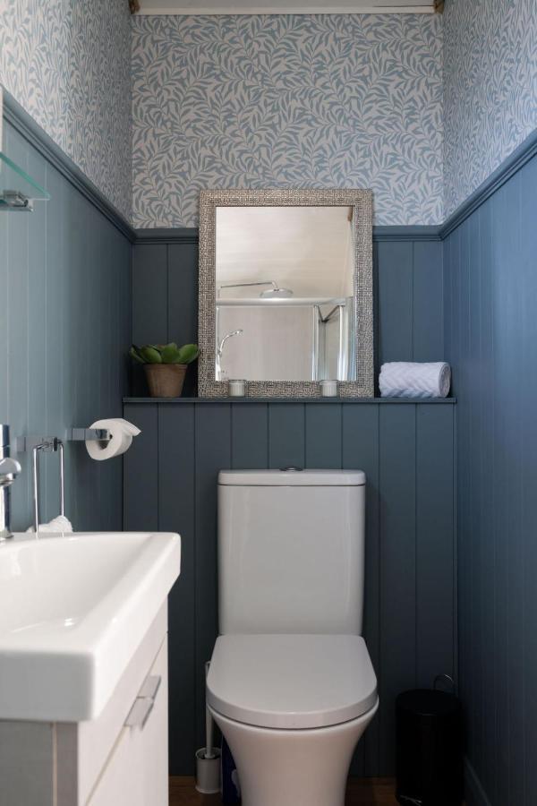 Barfield Shepherds Hut แมกเฮอราเฟลท์ ภายนอก รูปภาพ